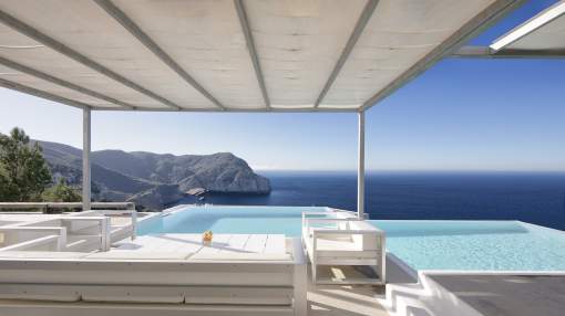 Luxurious Home With Panoramic and sunset Views For Sale In Ibiza Luxurious Home With Panoramic and sunset Views For Sale In Ibiza